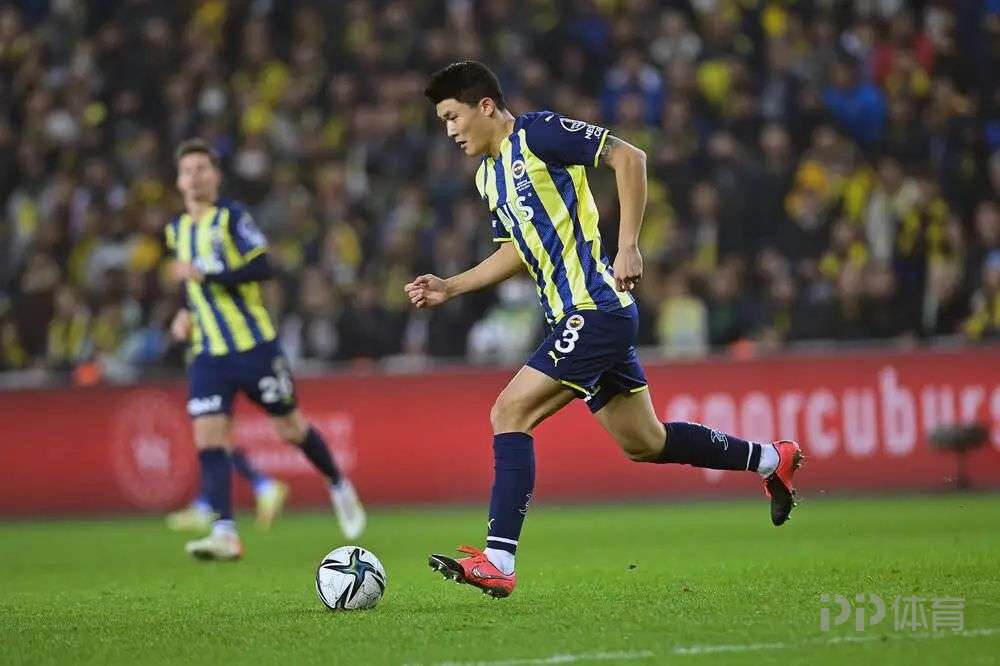 韩国国脚立足意大利这位中超旧将要闪耀欧洲 5 韩国国脚立足意大利这位中超旧将要闪耀欧洲