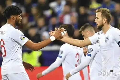 萨顿英格兰表现无法令球迷信服 萨卡踢左后卫是个有趣的决定