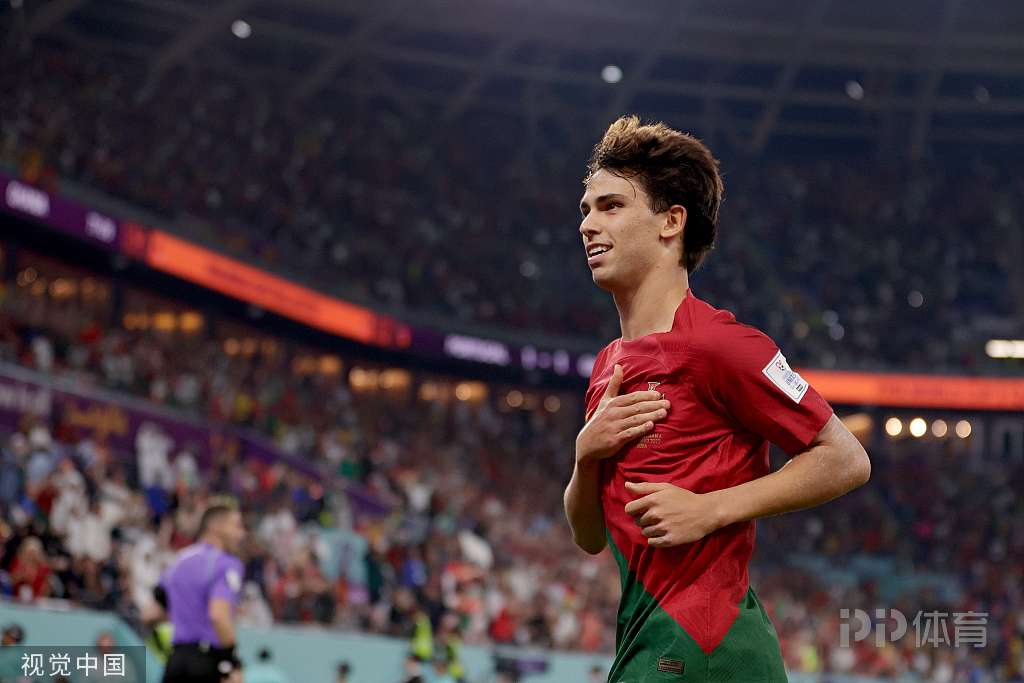 世界杯-葡萄牙3-2加纳 C罗点射菲利克斯破门莱奥替补建功 10 世界杯-葡萄牙3-2加纳 C罗点射菲利克斯破门莱奥替补建功